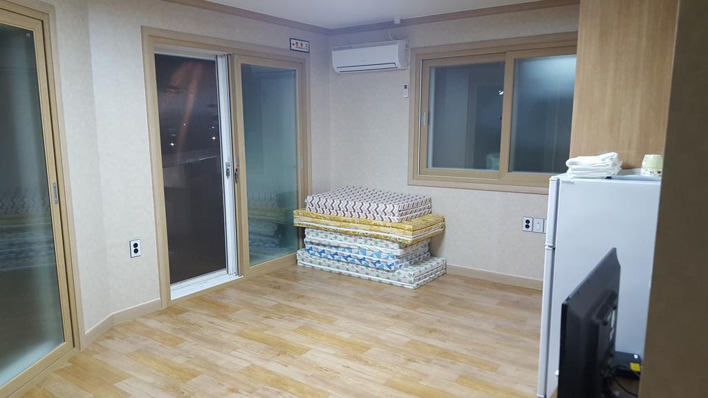 The 1St Andong Hostel Экстерьер фото